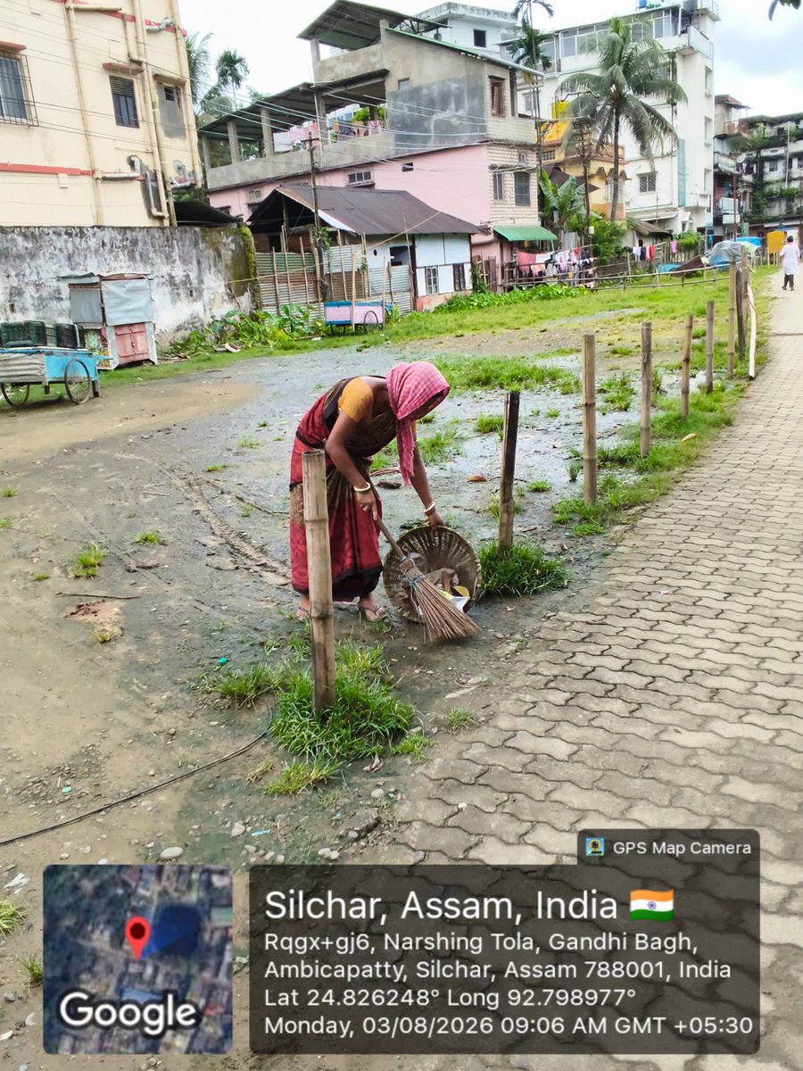 SilcharMC1882's tweet photo. Clean Silchar, Healthy Silchar.
From 5:00 AM to 12:00 PM daily, our sanitation workers are on the ground ensuring Silchar stays clean.
A clean city is our shared responsibility.
#SilcharMunicipalCorporation #CleanSilchar #MorningShift https://t.co/JcDWX067mr