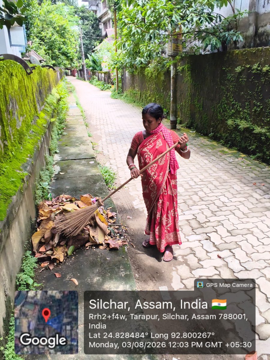 SilcharMC1882's tweet photo. Clean Silchar, Healthy Silchar.
From 5:00 AM to 12:00 PM daily, our sanitation workers are on the ground ensuring Silchar stays clean.
A clean city is our shared responsibility.
#SilcharMunicipalCorporation #CleanSilchar #MorningShift https://t.co/JcDWX067mr