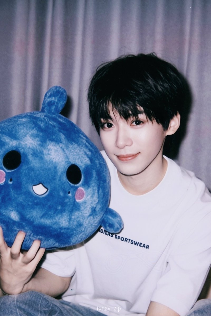 txnzy_zip's tweet photo. 🐟260803 즈위 샤오홍슈.jpg https://t.co/9kjYKxeDPk
