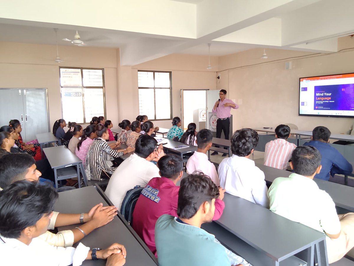 gacranavav2012's tweet photo. Mind Your Language – An Interactive Workshop on Language and Communication.Under the UDISHA initiative, Government Arts College, Ranavav organized an expert lecture on 18th July, 2026 college campus.
#gacranavav
#éducation
#gujarateducation
#pmo
#cmo
#udisha
#mindyourlanguage https://t.co/lnyxiD72hX