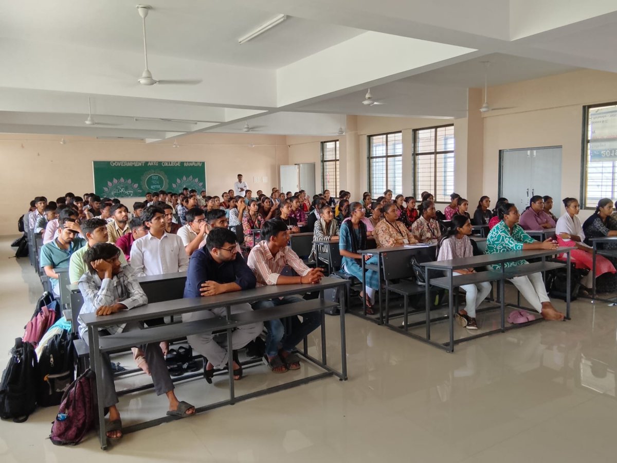 gacranavav2012's tweet photo. Mind Your Language – An Interactive Workshop on Language and Communication.Under the UDISHA initiative, Government Arts College, Ranavav organized an expert lecture on 18th July, 2026 college campus.
#gacranavav
#éducation
#gujarateducation
#pmo
#cmo
#udisha
#mindyourlanguage https://t.co/lnyxiD72hX