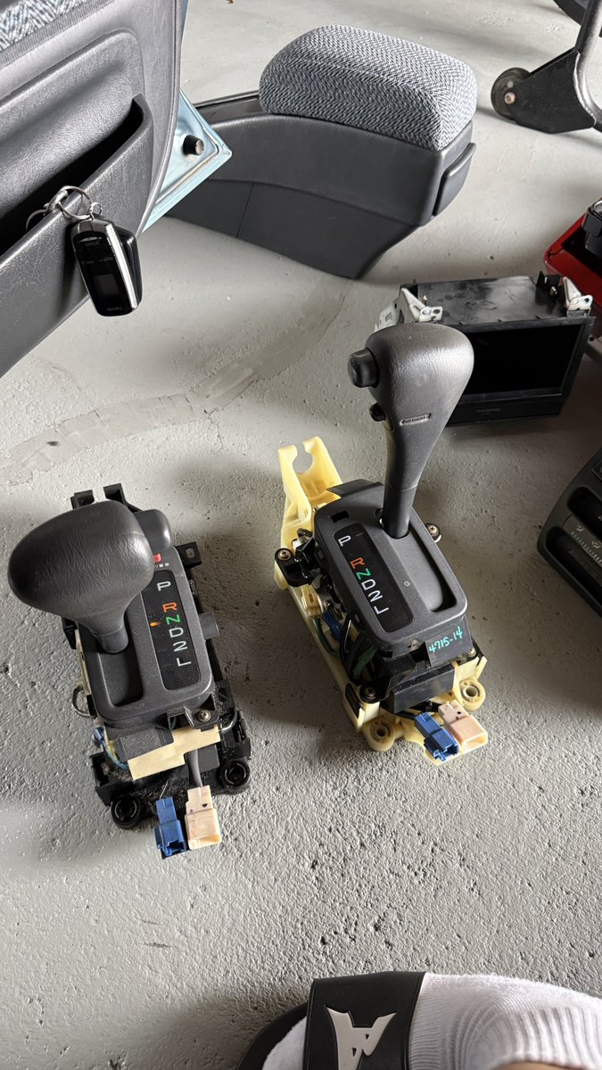 corooolla_ax2's tweet photo. オートマだってよく言われますがオートマにしかできないコンバージョンだってあるんですよ🤷🏻‍♂️
ｷﾓﾁｲｲｯ https://t.co/7YZXSQXSUO