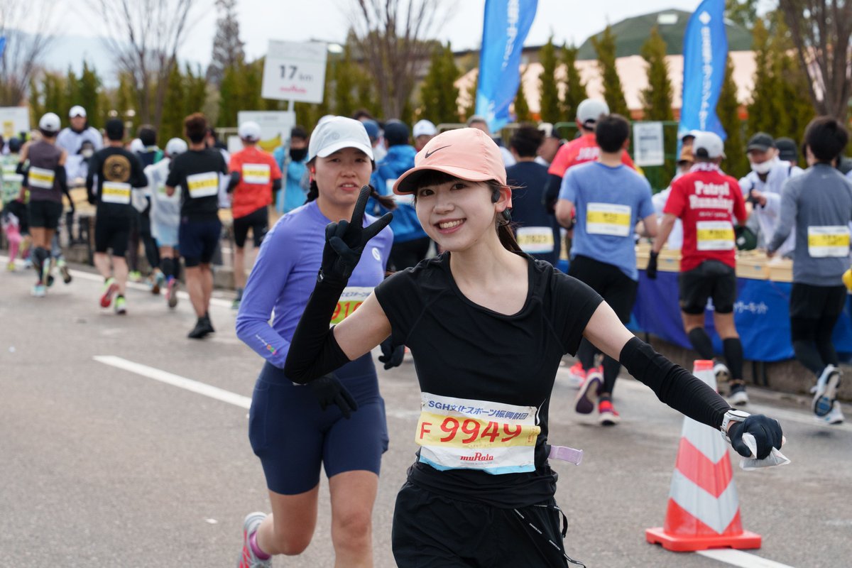 biwako2023st's tweet photo. 【エントリー情報】
フルマラソンのエントリー数が2,500人を突破！！👏
例年に比べ速いペースです🔥
お申し込みいただいた皆さま、ありがとうございます✨

エントリーをお考えの方はお早めに！🏃‍♂️💨

#びわ湖マラソン2027
#びわ湖マラソン https://t.co/Fr0ujmJQJp