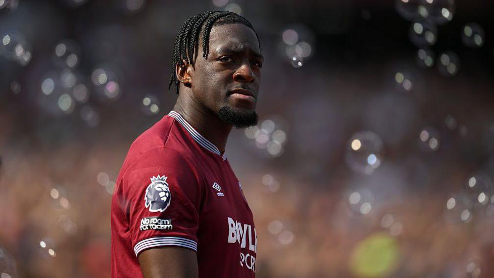 WestHam_Central tweet picture