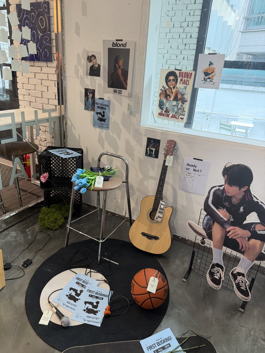 markinheaven's tweet photo. 구경하면서 계속 감탄만 했었어요🥹
모든 소품들 하나하나가 마크 생각이 나게 하고 보면서 너무너무 좋았어요
정말 오랫동안 보았던 생카엿어요,..🥺

#Item82
#Lost_Found_보관기록_작성중 https://t.co/JeZl57QclO