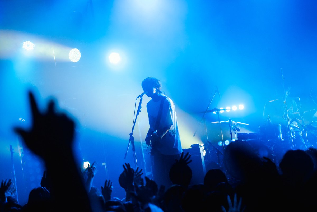 Lavt_k's tweet photo. Lavt 3rd one man live 「RE:BORN」

お越しいただき、ありがとうございました！

最高のライブと共にメジャーデビューという新たな一歩を迎えられた事、本当に光栄に思います！ありがとう！
4thワンマンも良かったら遊びに来てください！

🎫チケットは以下のリンクから！
https://t.co/uz5sBiZoBa https://t.co/aoFz8Fdn7z