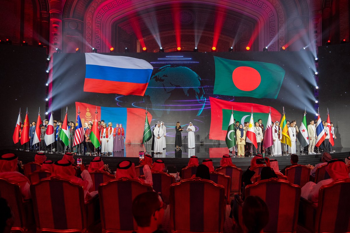 AzizAlkaridis's tweet photo. خالص الشكر والامتنان إلى صاحب السمو الملكي الأمير سعود بن مشعل بن عبدالعزيز، نائب أمير منطقة مكة المكرمة، على رعايته الكريمة لحفل افتتاح #أولمبياد_العلوم_النووية_الدولي 2026،
وإلى صاحب السمو الأمير سعود بن عبدالله بن جلوي، محافظ جدة، على تشريفه الحفل، ومعالي وزير التعليم الأستاذ يوسف البنيان على حضوره وإلقاء كلمة الدولة المستضيفة.
إن هذه الاستضافة تأتي تأكيدًا للمكانة المتقدمة التي وصلت إليها المملكة في مجالات الموهبة والعلوم والابتكار، وتعكس الثقة الدولية بقدراتها على استضافة وتنظيم أبرز المنافسات العلمية العالمية وفق أعلى المعايير. 🇸🇦
#INSO2026 #موهبة