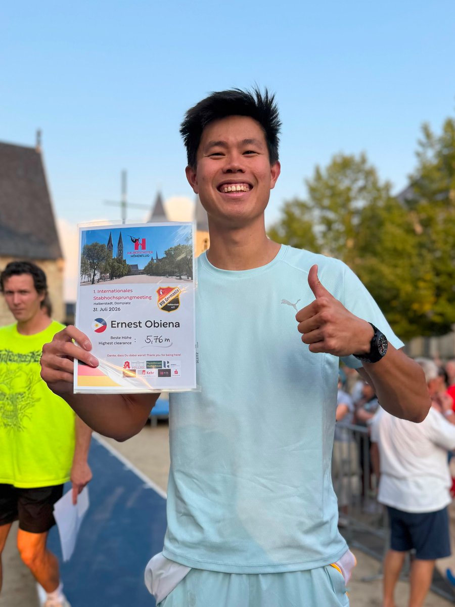 News5PH's tweet photo. GINALINGAN NI EJ! 🇵🇭🥇

Nagbahagi ng mga litrato si Filipino Olympian EJ Obiena matapos niyang magwagi ng ginto sa 1st International Pole Vault Meeting sa Cathedral Square sa Halberstadt, Germany.

Na-clear ng pole vaulter ang 5.76 meters sa naturang kompetisyon.

“Thank you Halberstadt for the wonderful time!! What a beautiful venue with an amazing crowd. Happy to get the 🥇 with a 5.76m,” caption niya.

📸: EJ Obiena (Instagram)