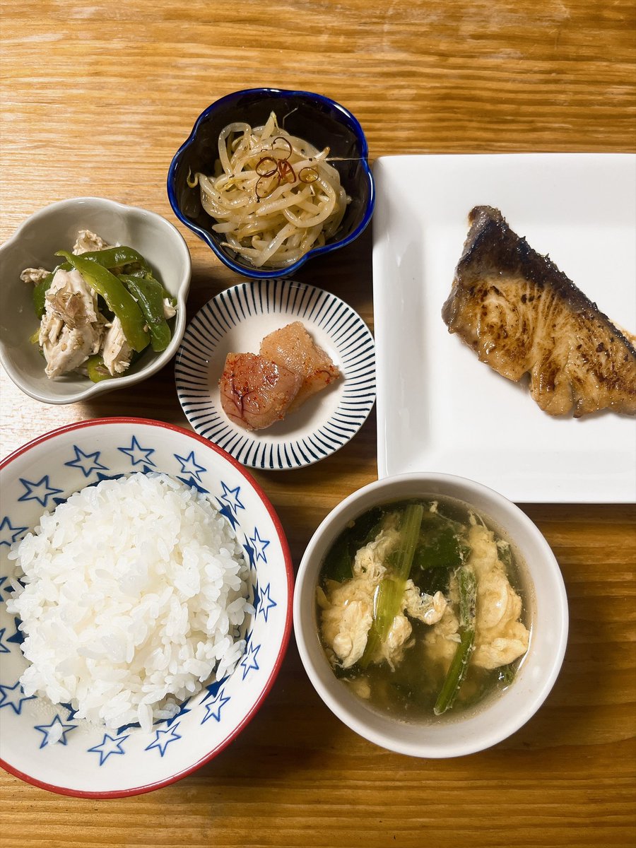 maki69smy's tweet photo. ▪️夕食
・ブリ照り焼き
・ささみピーマン梅肉和え
・もやしナムル
・ほうれん草かき玉
和食は落ち着きますね✨
#ダイエット
#おうちごはん

▪️中山店
https://t.co/qivcuDTXuQ
▪️保土ヶ谷店
https://t.co/MJYguX0xoV
▪️その他SNS
https://t.co/oRPXIUasCP https://t.co/McEDoGLgfN