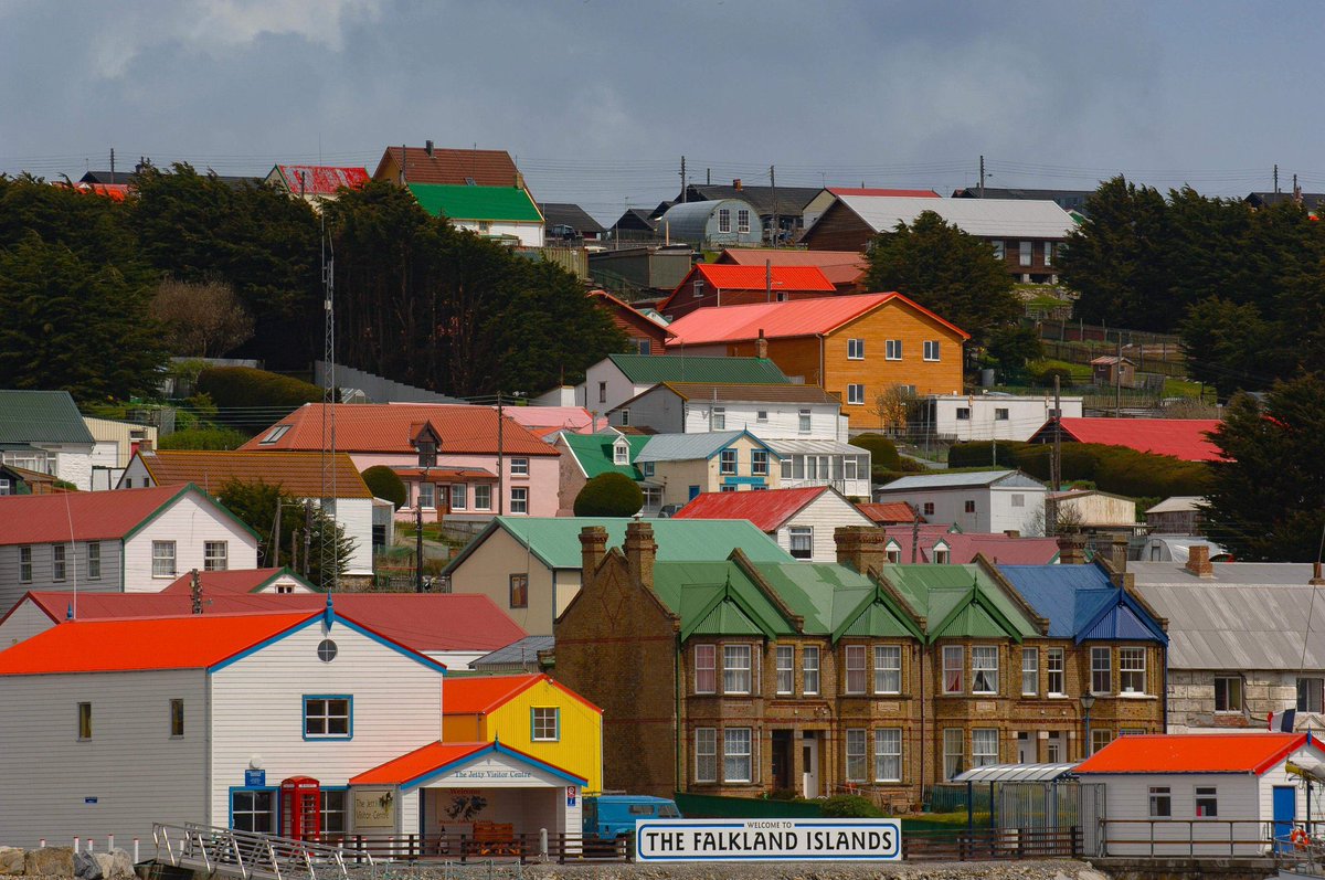 FalklandsinUK's tweet photo. 1/ On 18th July 1845, Stanley became the capital city of the Falkland Islands. 🇫🇰 

A short thread on the extraordinary history of our wonderful capital. 🧵 https://t.co/dmQPFe07rx