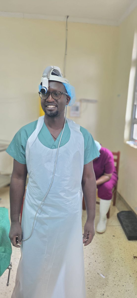 ICOMakchs's tweet photo. We are delighted to celebrate the successful completion of a Urology clinical rotation by Dr. Sempijja Lwanga from the University of Magna Græcia, Italy, at Makerere University College of Health Sciences. This enriching experience was undertaken through the student exchange programme between the University of Magna Græcia and Makerere University, with generous support from the Erasmus Mundus+ Programme.
We extend our sincere appreciation to the faculty, consultants, residents, and support staff of the Department of Surgery and the Urology Unit and Urogynecology Unit Department of Obsterics&Gyneacology for their mentorship, dedication, and commitment to providing an enriching learning experience for our visiting students.