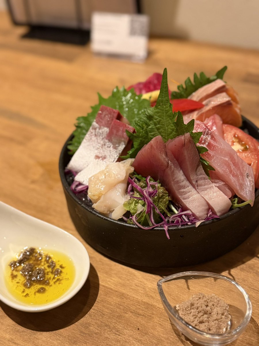 corepride1106's tweet photo. 1人飯ー、久々に写真撮ってみた！

思ってたよりボリューミー https://t.co/qL2gUj6JUO