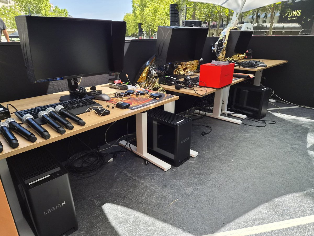 CID_ITgaming's tweet photo. Quand la plus belle avenue du monde devient la plus belle scène esport au monde.

Merci aux équipes de production pour la confiance.

@EWC_EN https://t.co/lcYYPdDerf