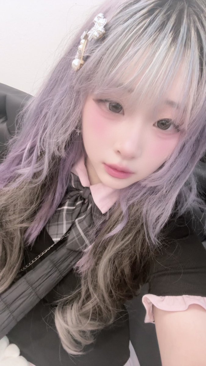 doki_ia's tweet photo. 왼쪽눈이안보여 물판할수있으까… https://t.co/32FG0x7AUd