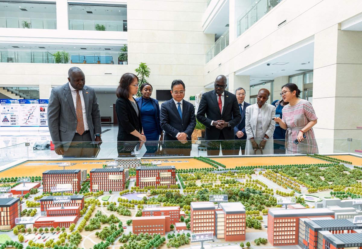SingoeiAKorir's tweet photo. Earlier this morning, in the company of Kenya’s ambassador to China, H.E Willy Bett, I visited the headquarters of China CDC in Beijing to advance our global health diplomacy. Commended China CDC for support to @AfricaCDC. We look forward to CCDC partnership with Kenya’s new baby, The Kenya National Public Health Institute (KNPHI). @ForeignOfficeKE @kenya_moh @KenyaEmbinChina