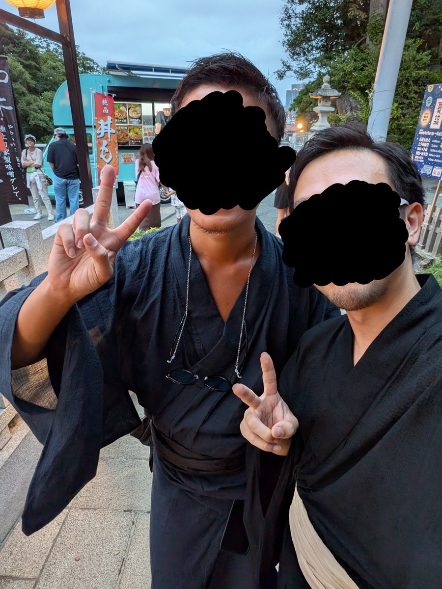 Hernia_Narnia's tweet photo. 祭りに行っていた https://t.co/NN8WeDVYCU