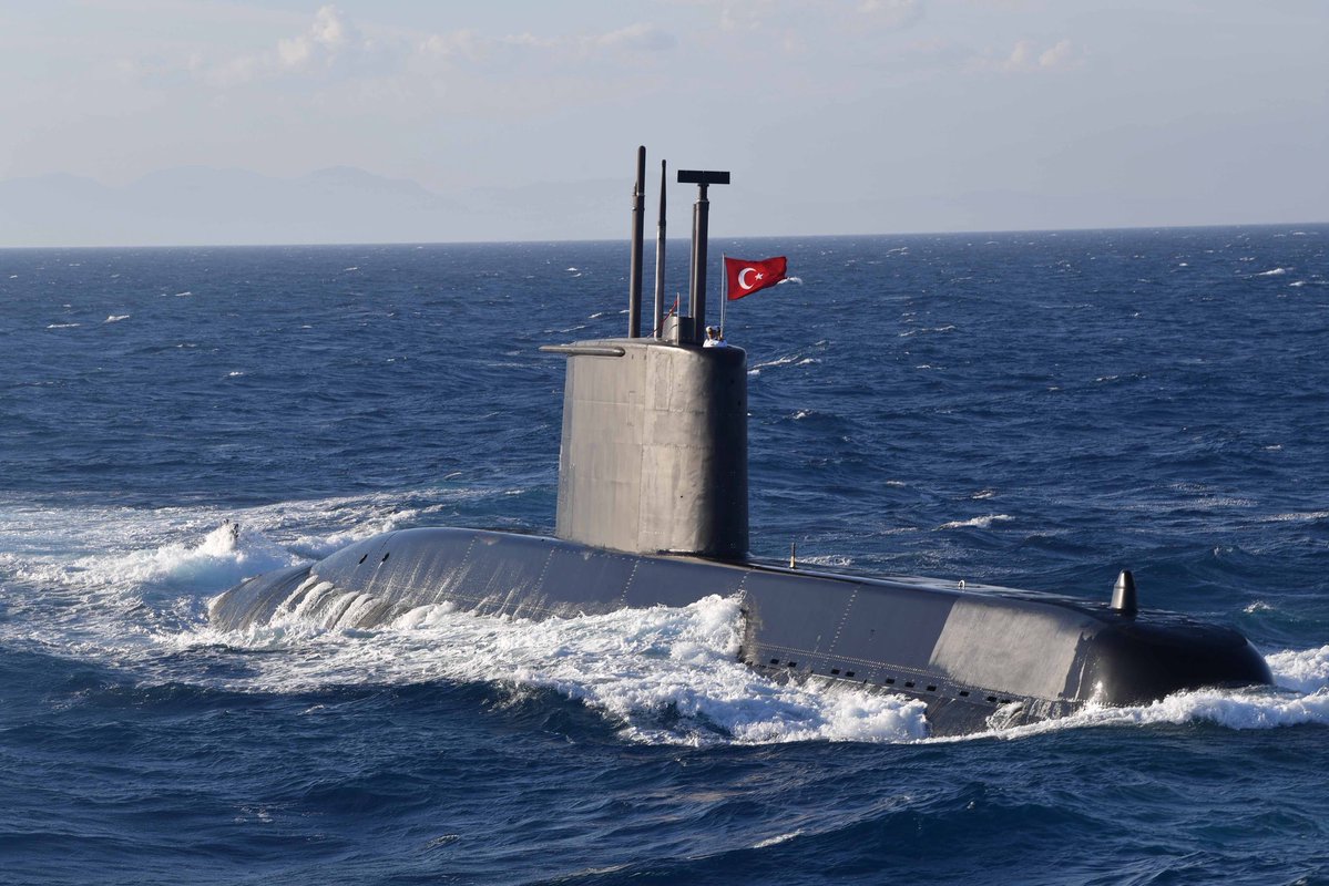 hakaanyzb's tweet photo. 🇹🇷Dünyanın en güçlü 9. denizaltı filosu..

💪Global Firepower'ın 2026 raporuna göre Türkiye, dünyanın en güçlü denizaltı filoları sıralamasında 9. sırada yer aldı.

1) RUSYA – 66 DENİZALTI
2) ABD – 64 DENİZALTI
3) ÇİN – 61 DENİZALTI
4) İRAN – 25 DENİZALTI
5) KUZEY KORE – 24 DENİZALTI
6) JAPONYA – 23 DENİZALTI
7) GÜNEY KORE – 22 DENİZALTI
8) HİNDİSTAN – 18 DENİZALTI
9) TÜRKİYE – 14 DENİZALTI
10) BİRLEŞİK KRALLIK – 10 DENİZALTI