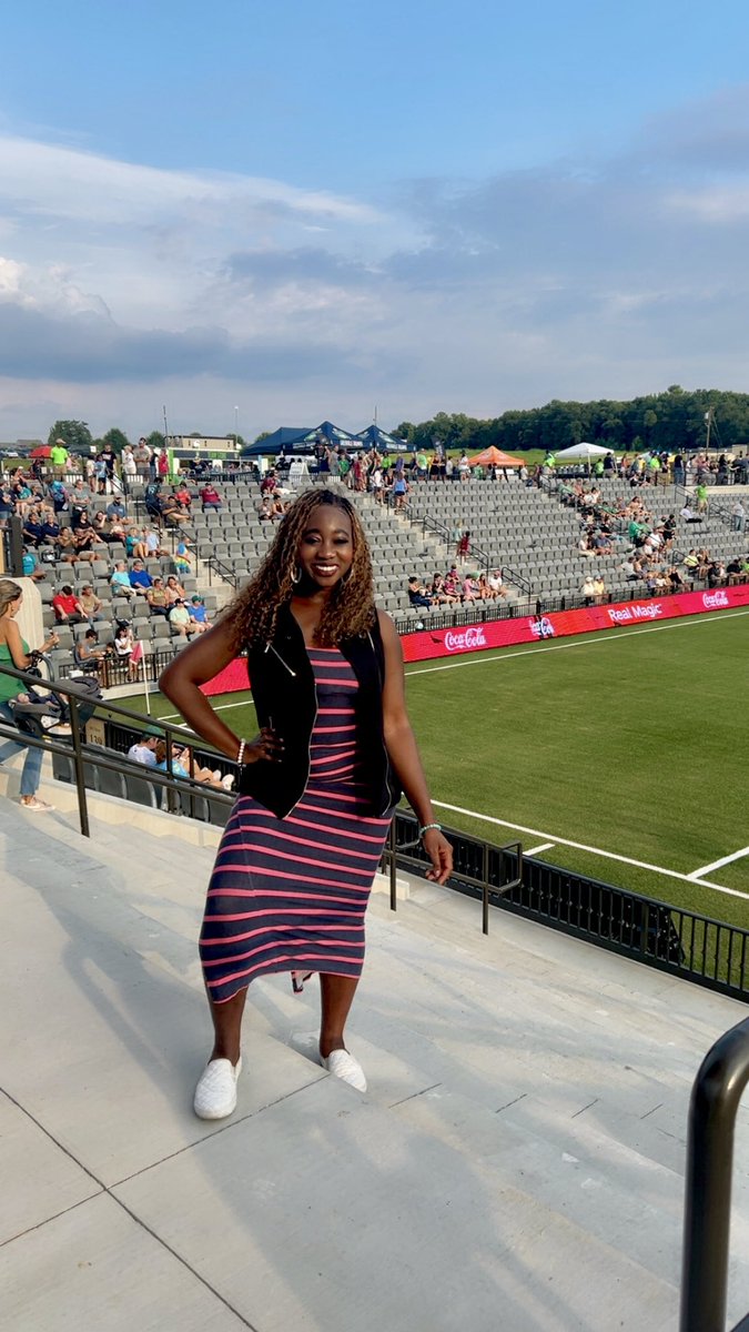 simonejnews's tweet photo. A great weekend for fast food and fútbol.. 🍔⚽️🥅 The Greenville Triumph game was a draw — with no win or lose. Looking forward to seeing them in action again soon. 

Happy start to a 🆕 work week. ☀️ #soccerlover #foodie #GreenvilleTriumph #goal #UpstateSC https://t.co/bq9hxognEZ
