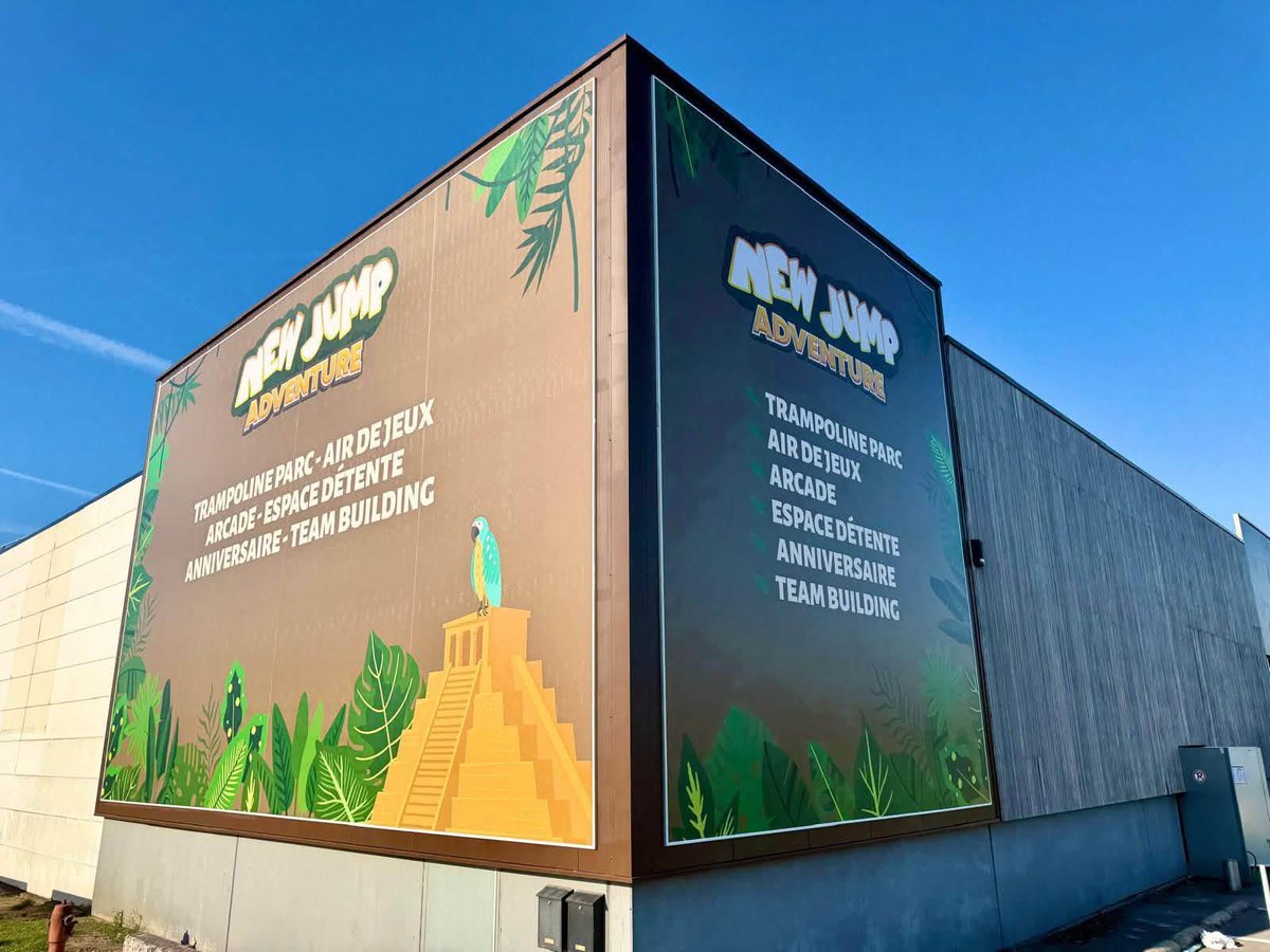 IndoorBusiness's tweet photo. Nouvelle ouverture 🇧🇪
NEW JUMP débarque à CHÂTELINEAU !
Trampolines, freestyle, ninja parcours et fosse à mousse vous attendent dès le mois d’Aout.
Prêts à sauter ? 🟠🟢

#NewJump #Châtelineau https://t.co/TZ3bLXQO7f