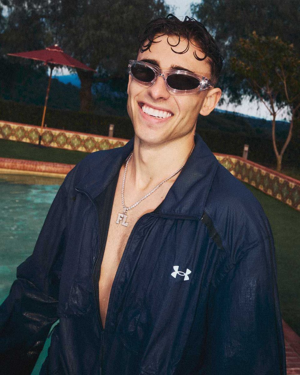 Neo2_Magazine's tweet photo. Fermín López se une a Under Armour para liderar la campaña Rest Less, redefiniendo el descanso activo y elevando la moda deportiva al territorio urbano más sofisticado. https://t.co/6S7c6zrqaQ https://t.co/kqBCcsmK1w