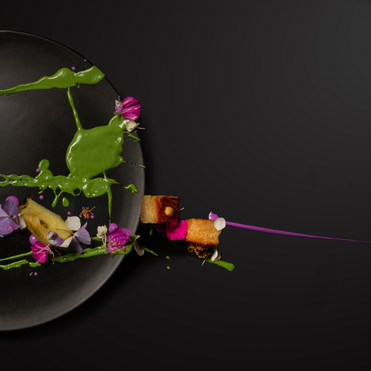 Yannesque's tweet photo. Taken from the collaboration with photographer Thanooj Thampy, “The Garden of Eden &amp; Fall” by yannesque never goes out of style and makes for a timeless piece of interior décor. #foodart #sauce #interiordecor https://t.co/fUmuu7THeB