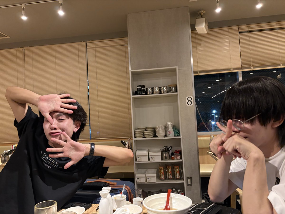 1ssiki_Ir0ha's tweet photo. ファンミ来てくれてありがとうございました！ https://t.co/Y5jaU2RMV7
