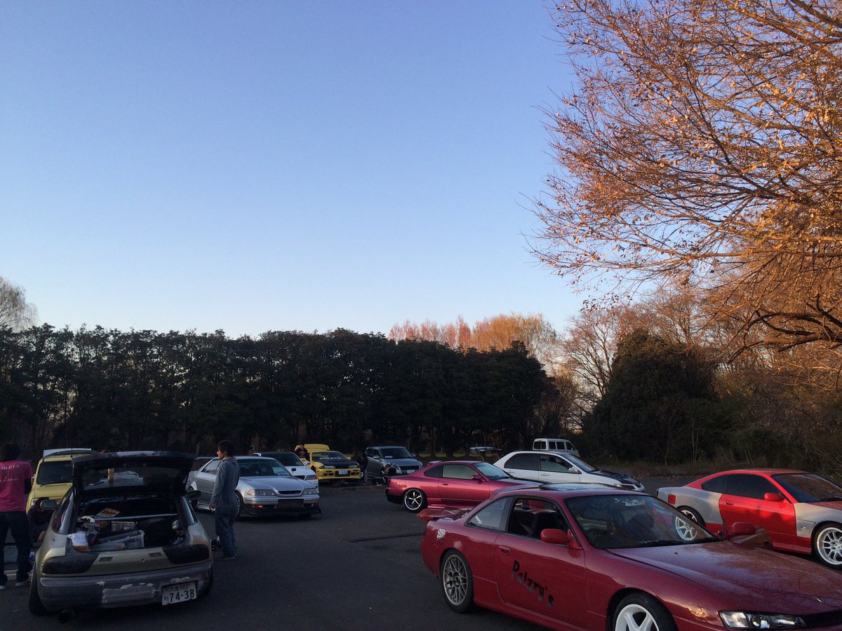 MSG_carshop's tweet photo. 10年前の写真
これ全部50万位

スポ車が高騰したら
若者は誰も買わないだろうと思ってた

でもみんな買ってるんだよな。

300〜400万のスポーツカーを買ってバリバリ走ってる令和の若者のすごくない？

平成の若者より気合い入ってるよ‼️ https://t.co/Ip3moMDtPB