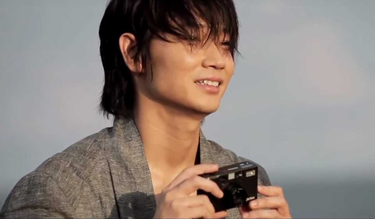 nkyoji01120807's tweet photo. カメラな綾野剛 https://t.co/ZDqAQyVBsj