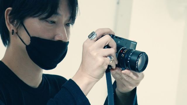nkyoji01120807's tweet photo. カメラな綾野剛 https://t.co/ZDqAQyVBsj