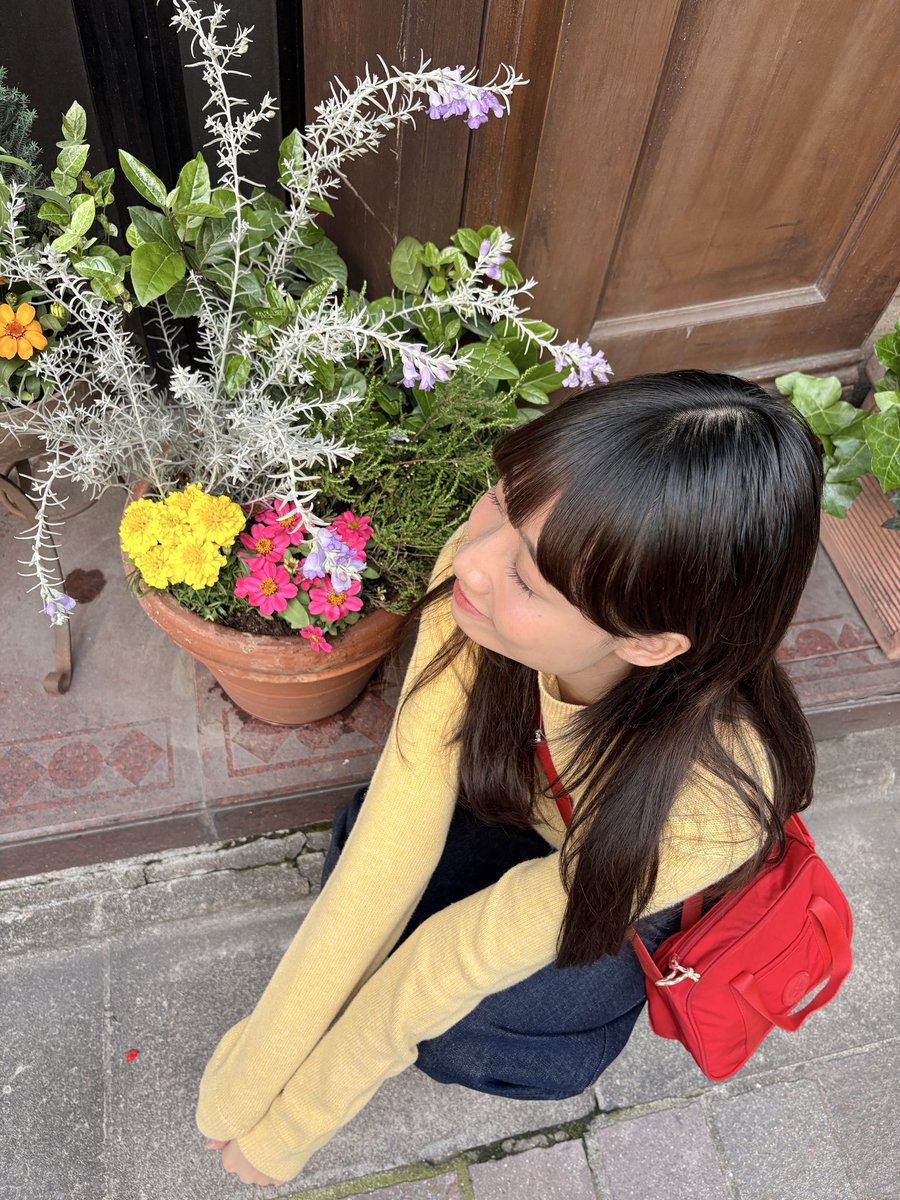 A_MutheJKT48's tweet photo. 🌸💐🌺🌷🌻🌼🪷🪻
#HaiMunday https://t.co/inW6o1jK7S