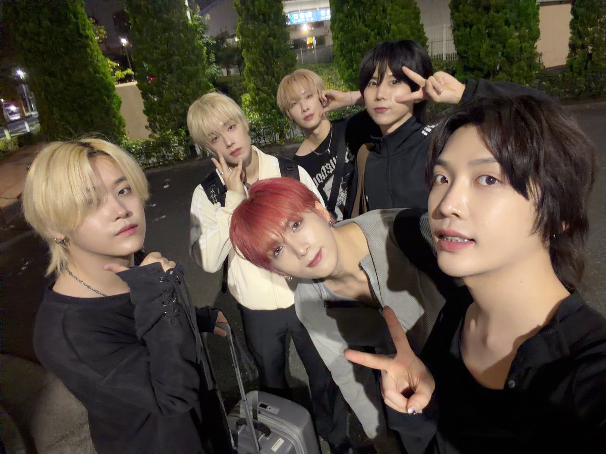 antares_twt_'s tweet photo. 今日のリリースイベントもお疲れ様です‼︎埼玉まで来てくれて嬉しいです!あと、明日はFc新宿で無料ライブがあります！時間は17時です！ミルキーウェイみなさんまた明日会いましょう🤍
#antares #アンタレス https://t.co/zbQcIiYA4o