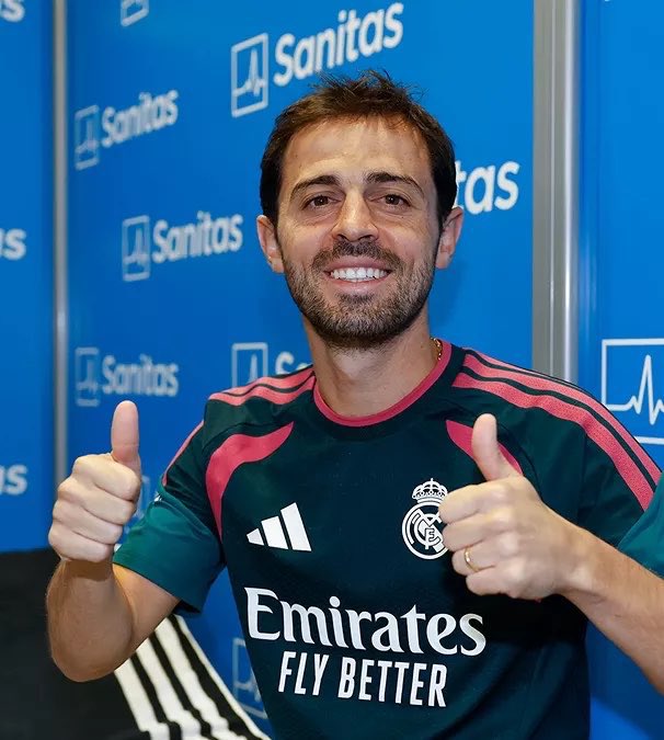 SeputarMadrid's tweet photo. ¡HOLA @BernardoCSilva! 😄👍 https://t.co/orJP7CIdsd