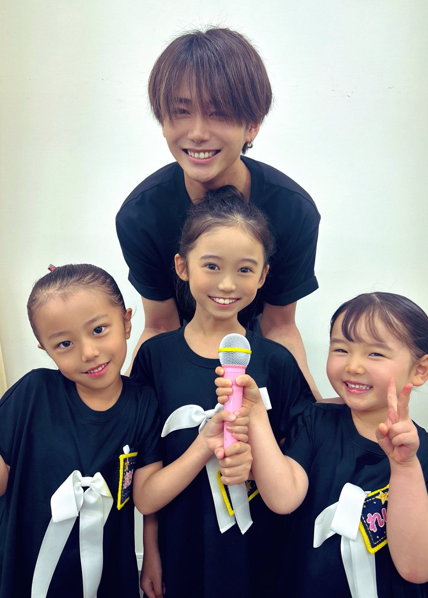 tooru_1211's tweet photo. アーニャ達と📸
#ミュージカルSPY https://t.co/b6fpJEEtsd