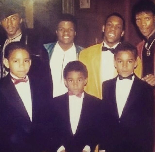 DullahTheking2's tweet photo. Members of the legendary R&amp;B group New Edition posing backstage with Tito Jackson's three sons, who later formed their own musical group, 3T...

📷 1985. https://t.co/IsJVvLZspd