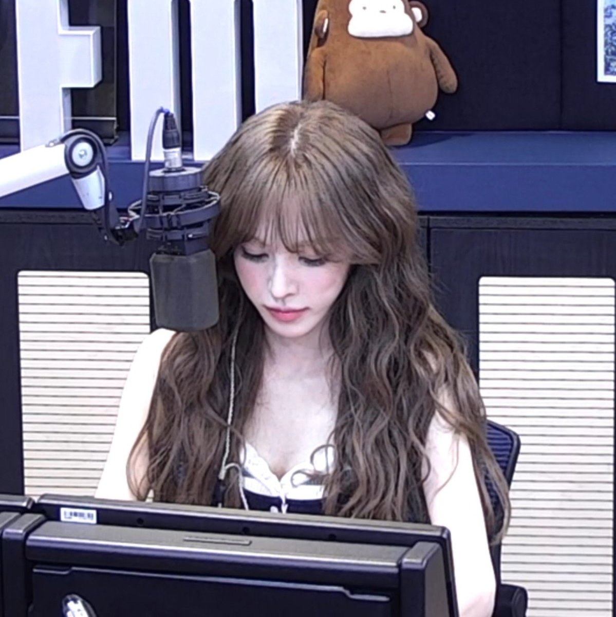 SWani0221's tweet photo. 웬디언니 오늘 셀카 오천장 찍고 가!세!요! https://t.co/UHxQMVwoOR