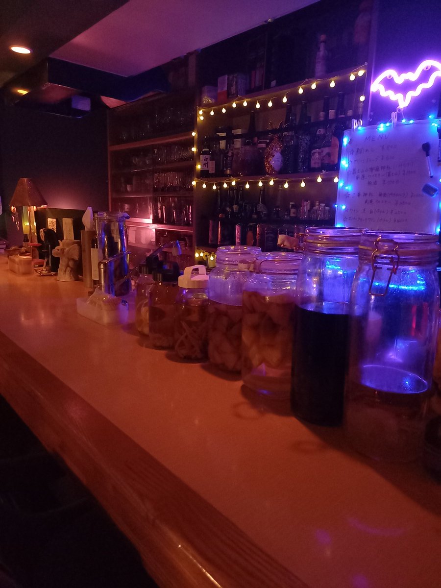 Fortune_BAR's tweet photo. OPEN しました🔮 https://t.co/r4emYfCict