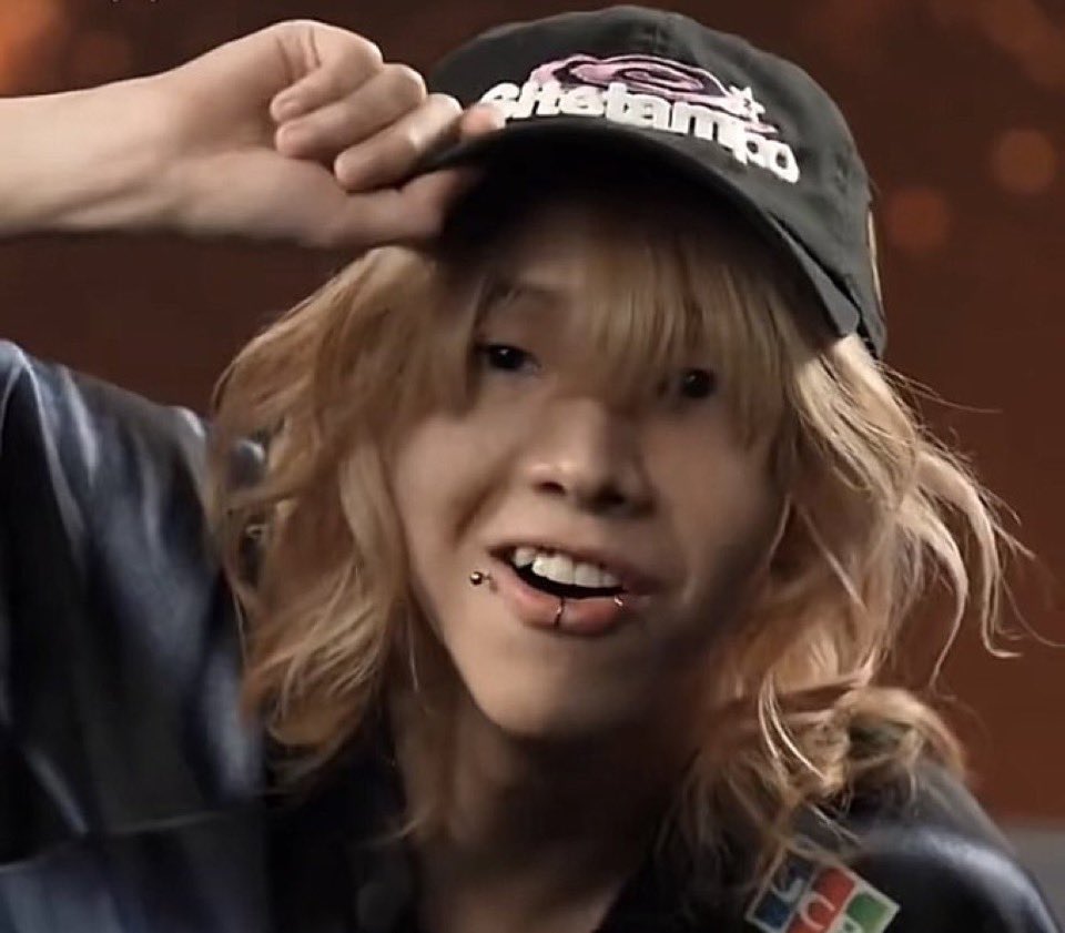 MelodieLoveSuki's tweet photo. 【りかたんぽさんと話し合いました】【拡散希望】（|）←まんこ笑

りかたんぽさんのツイートをしたら訴訟。りかたんぽさんにDMしたら訴訟。りかたんぽさんに関するツイートを拡散したら訴訟。ということに決まりました。

これからは訴訟されないように細心の注意を払ってツイートします。これ以降りかたんぽさんのツイートはしないです。りかたんぽさんすみませんでした。

#りかたんぽん 
#もけスタ　#もけニュース