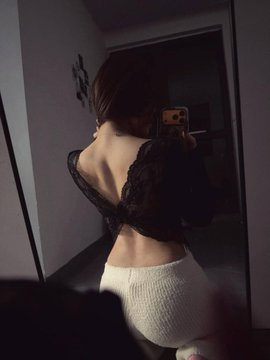 EricxKeiner's tweet photo. @xiaoyumama9968 不知道 反正我的身材很曼妙 #女医生 https://t.co/gB67h0sN4B