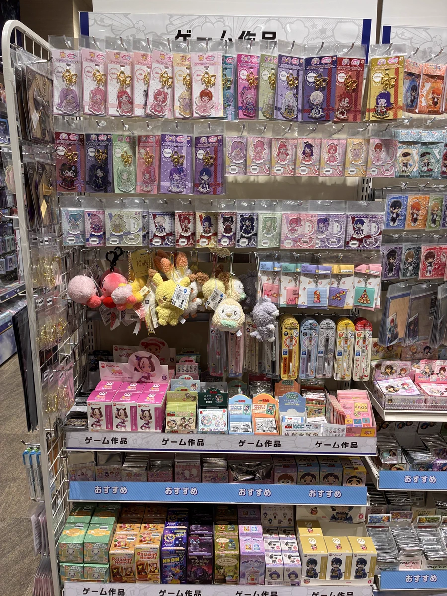 未来屋書店 甲府昭和店 on X: 