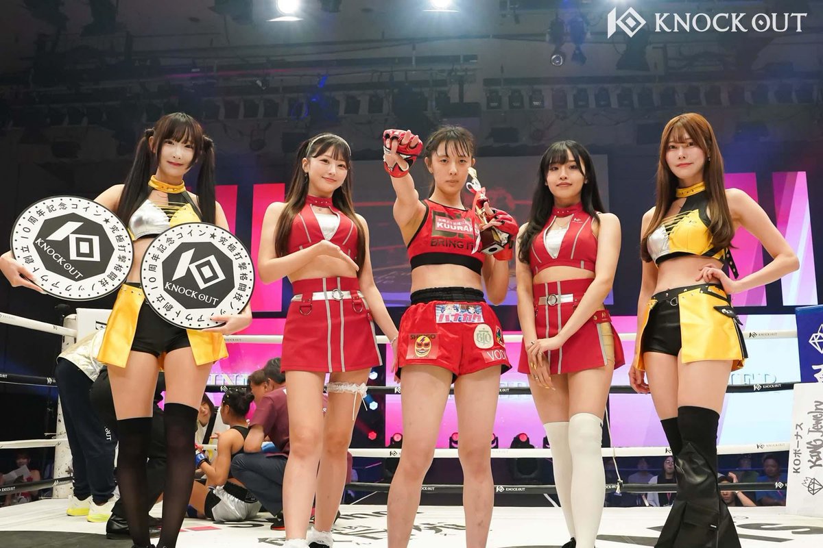 BRIBRIKING1204's tweet photo. knockout 和奏KO勝ちでした🏆
KOボーナスも獲得しました。
タイから来てくれたルアンペー選手
knockout関係者の方々
応援してくれた皆さん
ありがとうございました。
まだまだ進化していかないといけないので精進していきます。
これからも和奏応援よろしくお願いします。
#辻井和奏
#ko66 https://t.co/hPVqEByGjl
