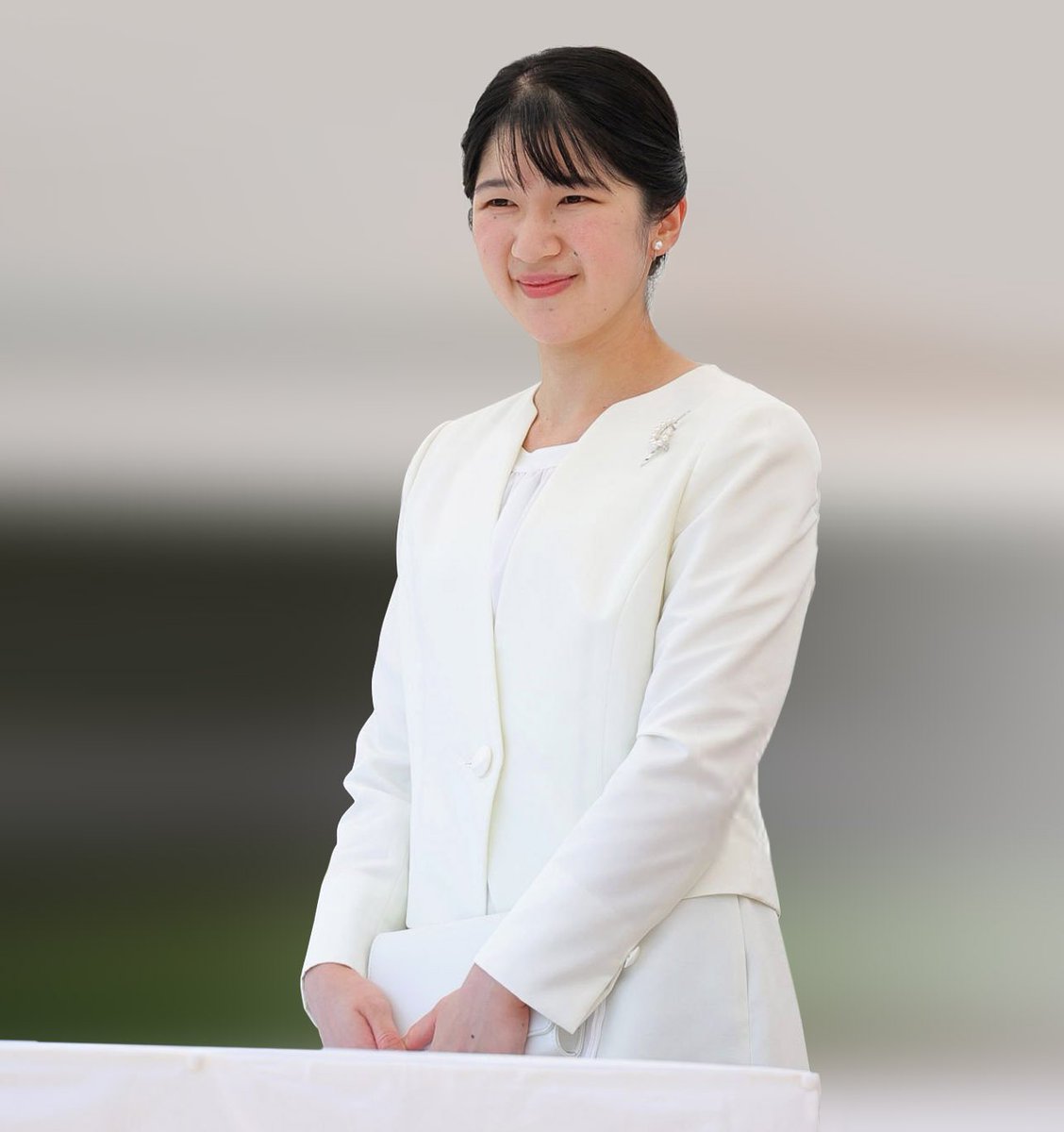 stanleylau14's tweet photo. 愛子さま、皇室典範改正の暗雲を跳ね返すかのように激動の日々　仕事の合間にアジア競技大会、シンガポール…スケジュールはびっしり　「天皇家のご長女」の揺るがぬ思い https://t.co/s13yAUtWSV