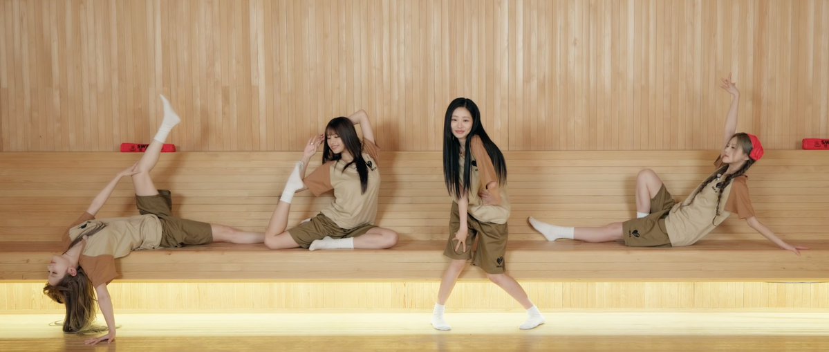 ppukjjja's tweet photo. 이게키스오브라이프야 https://t.co/KrWNnqWWUo