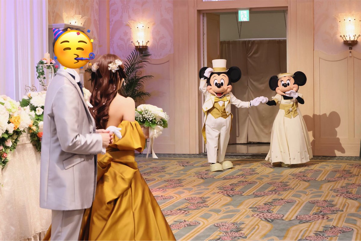 Asa_Peterr's tweet photo. 1年前の今日！
念願のディズニーで結婚式ができました💍✨️✨✨

#アンバFTW https://t.co/Ilgwbv4u9G