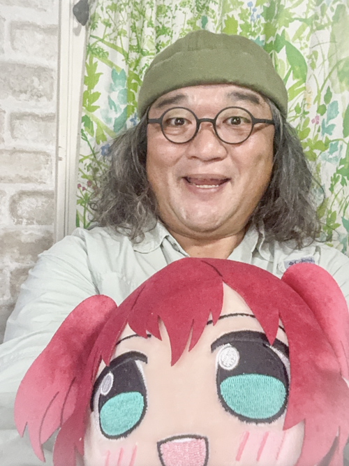railman_nakai's tweet photo. ひさしぶりに遠近両用メガネをつくったんだけど、眼鏡から老眼鏡へのシームレスな変化が素晴らしい。前は境目にスジが入ってたけど、これならずっとかけたままでもいけそう。すごいよJINS。

ところで、眼鏡かけたままファインダーって覗けるのかしら？ちょっと遠く感じるけど、いつか慣れるものなのかしら？撮影時には外す人もいるよね