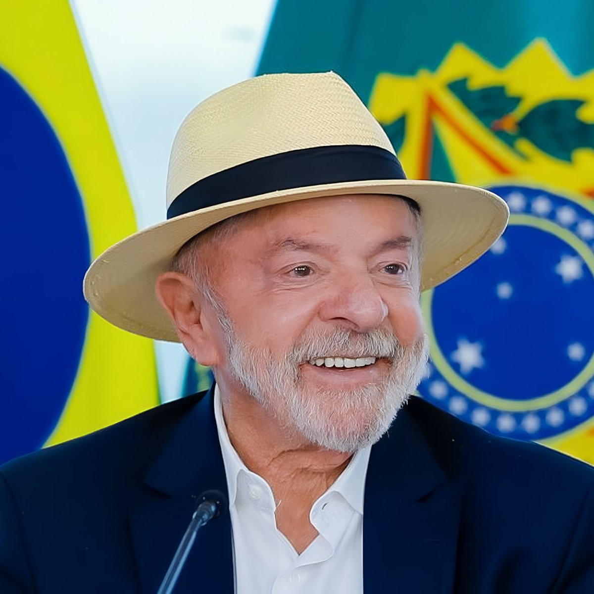 eixopolitico's tweet photo. 🇧🇷 ELEIÇÕES 2026 – 2º TURNO

🔴 Lula (PT): 46% (-1)
🟢 Flávio Bolsonaro (PL): 45% (+2)

🔴 Lula (PT): 46% (+1)
🔵 Ronaldo Caiado (PSD): 42% (-1)

🔴 Lula (PT): 46% (-1)
🟠 Romeu Zema (Novo): 40% (-2)

🔴 Lula (PT): 47% (=)
🟡 Renan Santos (Missão): 37% (-2)

📊 BTG/Nexus
📅 31/julho a 2/agosto
Registro TSE: BR-02874/2026