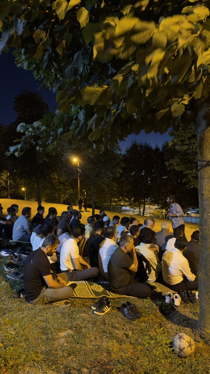 KokluDegisim34's tweet photo. “Gazze Konusunda Size Yalan Söylediler!”

Köklü Değişim Arnavutköy Temsilciliği olarak açık hava sohbetimizi gerçekleştirdik.

Hakikati aramak için gelen tüm kardeşlerimize teşekkür ediyoruz.

Allah Gazze’deki mazlumlara nusretini ihsan eylesin.

#Arnavutköy https://t.co/ilGX1LOHKk