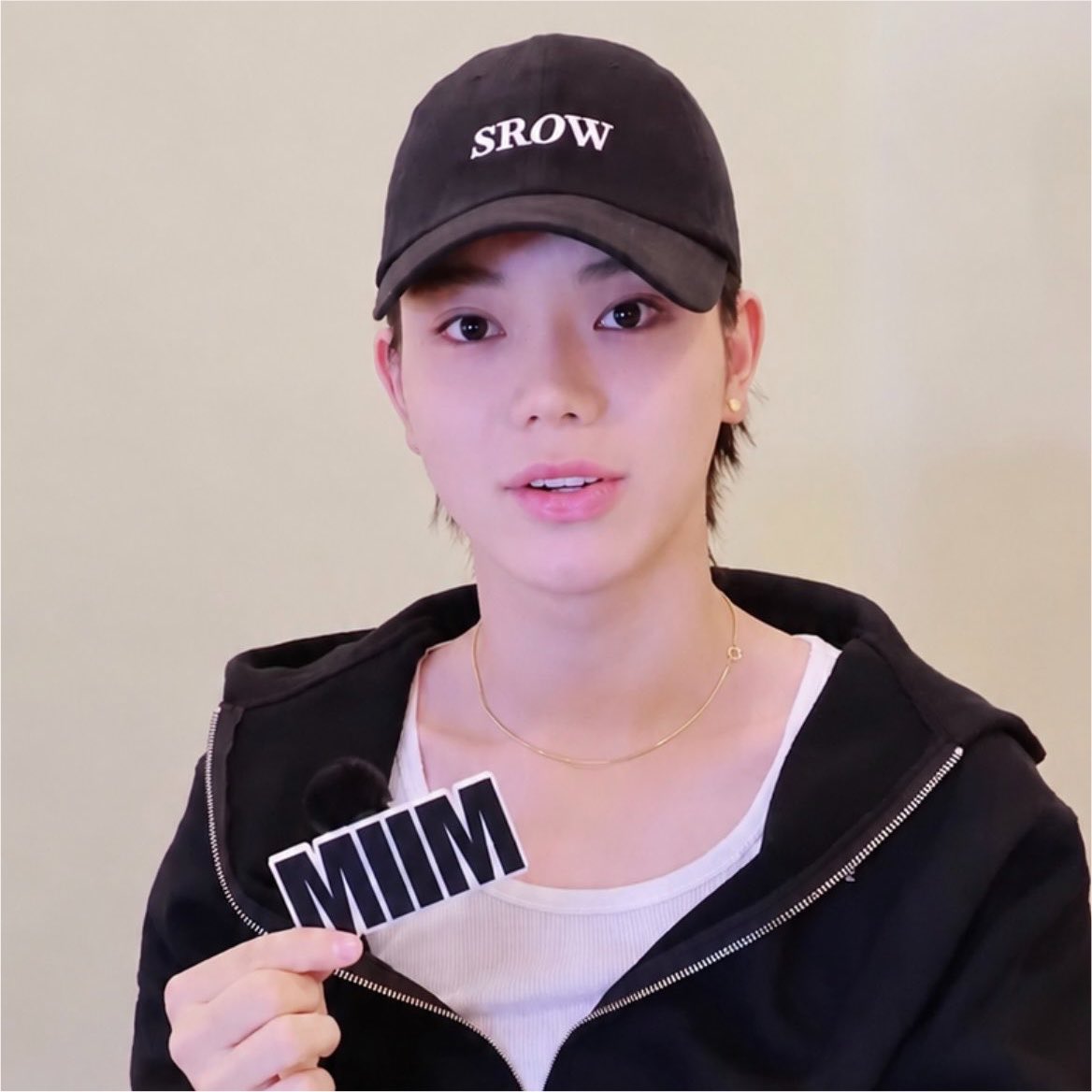 jasuov's tweet photo. กุแพ้น้องโอยุลทุกอย่าง คนอะไรวะตาก็สวยคนขนตาก็ยาวแถมยังตาแป๋วอีก ยิ้มหวาน ชมพูทั้งตัวแถมยังสวยอีก ชอบน้องโอยุลมาก ผมรักคุนนะ 🥺💘🤍 https://t.co/IrvetAltXd