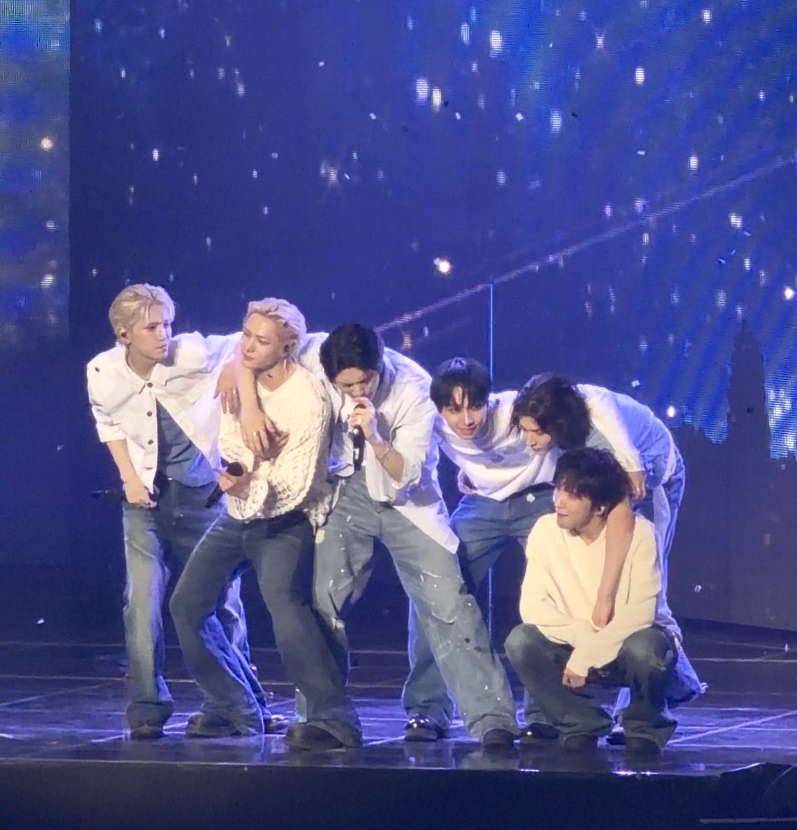 oniuunn's tweet photo. 즐거웟습니다 https://t.co/4Y6usOzRnq