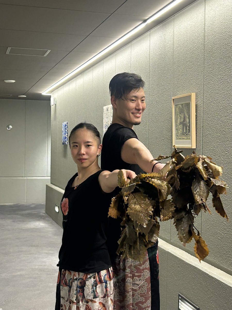 take_aufguss's tweet photo. 19時回から超ギリギリ参戦してきました。
お二人とも画面の中の人って認識すぎてなんかよくわからなかったです。 https://t.co/xieEtQsdXJ