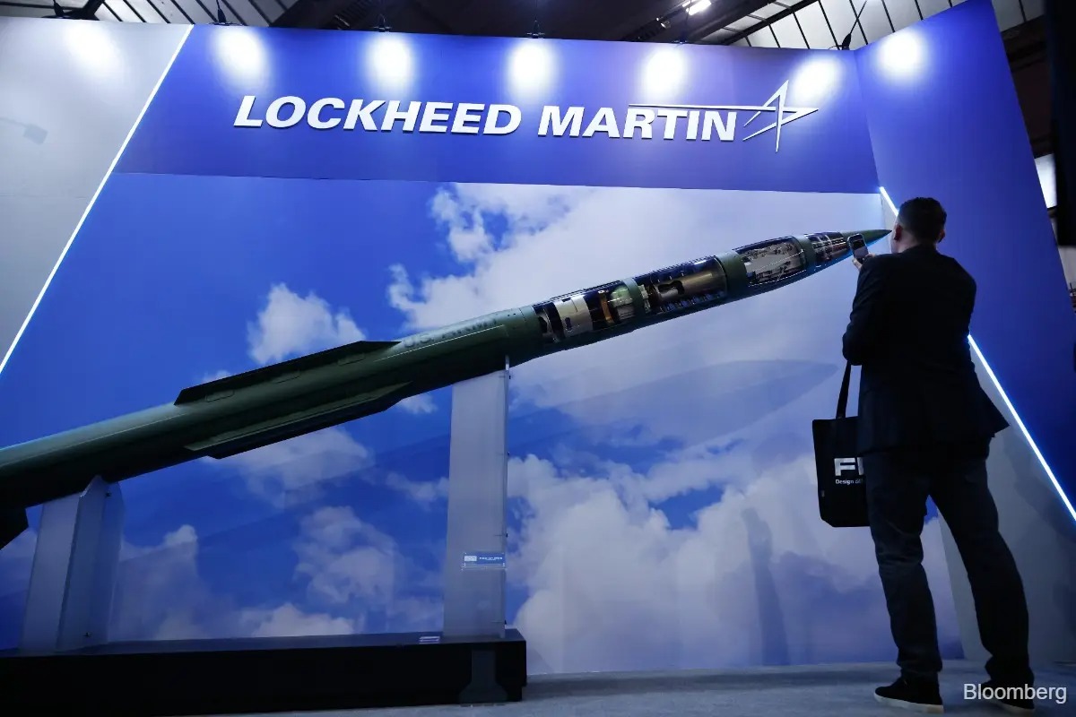 MarioNawfal's tweet photo. 🇺🇸 U.S. moved to triple and quadruple production of its most important missile interceptors.

New framework deals with Northrop Grumman lock in long-term orders for critical PAC-3 and THAAD components.

Solid rocket motors, ignition systems, structural parts; those are the pieces that have been bottlenecks.

Officials say this is how you actually scale the Arsenal of Freedom instead of just talking about it.

The timing is crucial. Recent fighting against Iran and ongoing support for partners burned through interceptor stocks at a rate the old production lines could not match.

THAAD and Patriot magazines got thinner fast.

These agreements are the industrial answer that give suppliers the certainty to invest in tooling, factories and workers so the U.S. can refill the magazines before the next surge hits.

Defense production is finally being treated like the strategic asset it is.

Source: War Dept. / Writer: Lucas